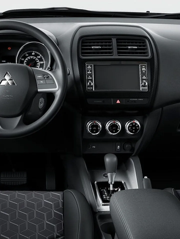 Mitsubishi Outlander driver-focused dashboard and steering wheel